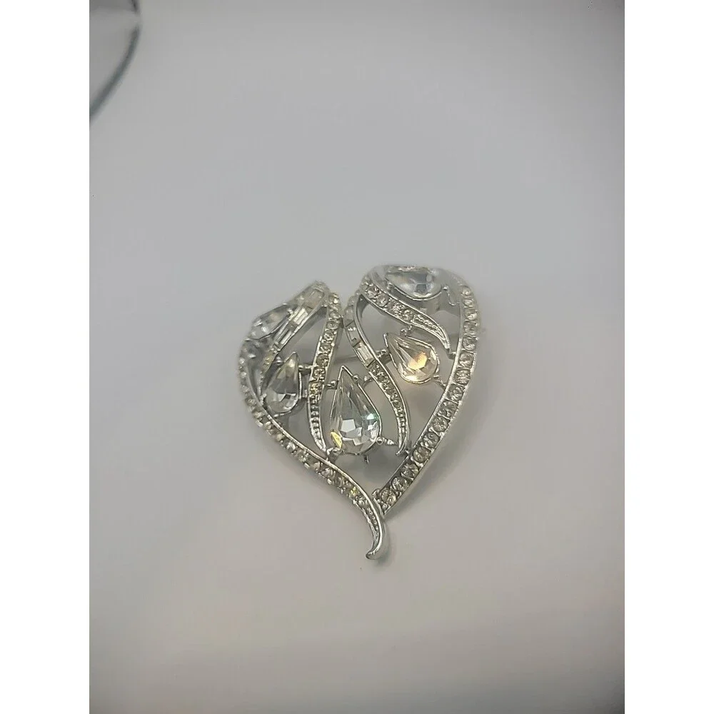 Vintage Coro Pin Brooch Ornate Heart Crystal Teardrop Jewelry Costume